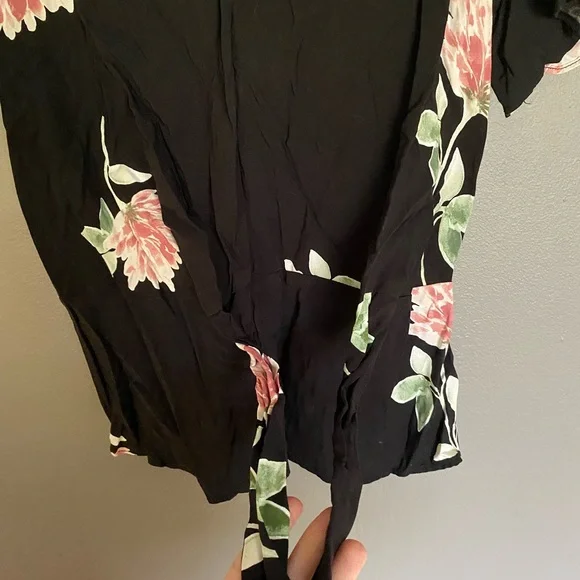 Dynamite Top - Picture 3 of 5